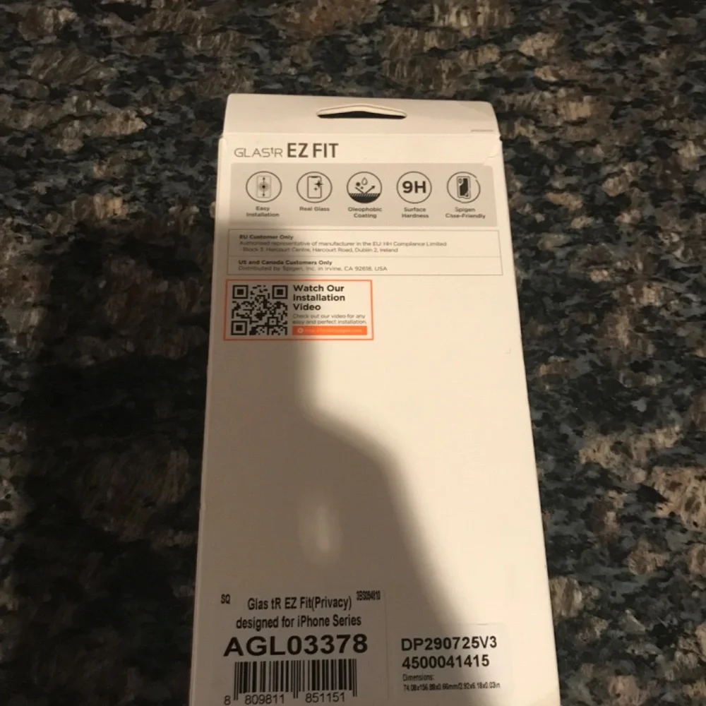 Spigen GladtR EZ Fit for 6.1” iPhones